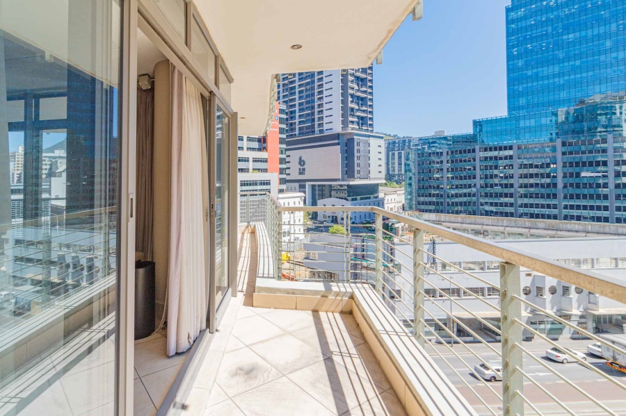 2 Bedroom Property for Sale in Cape Town City Centre Western Cape